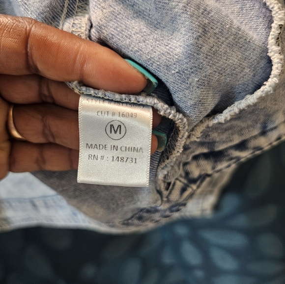 Vintage Light weight denim cropped jacket - Picture 2 of 7